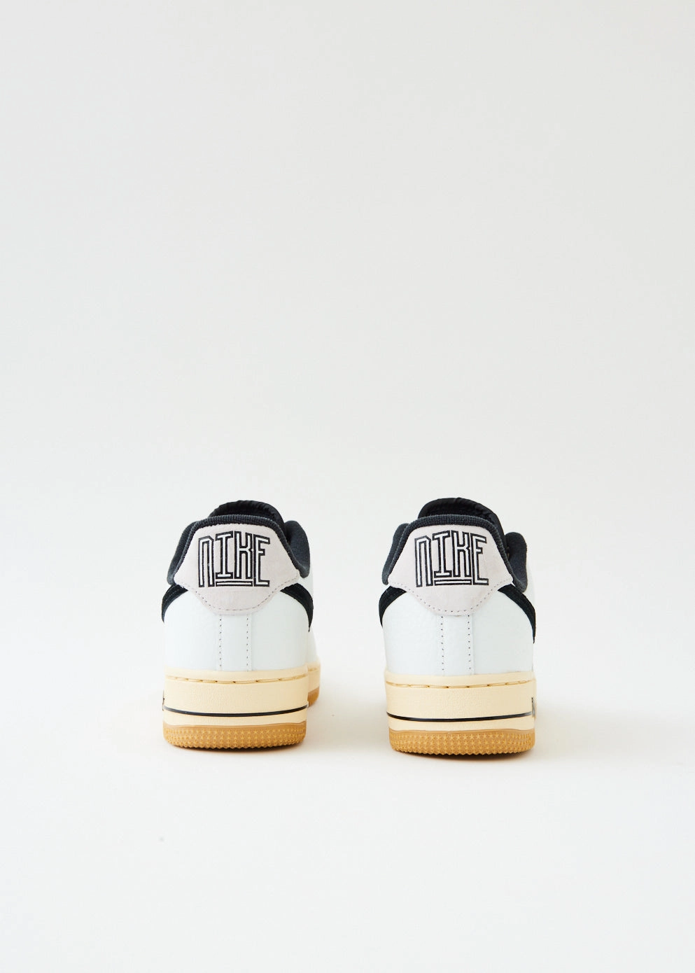 Air Force 1 '07 LX Sneakers