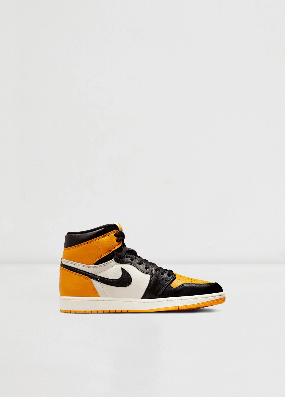 Air Jordan 1 Retro High OG Sneakers