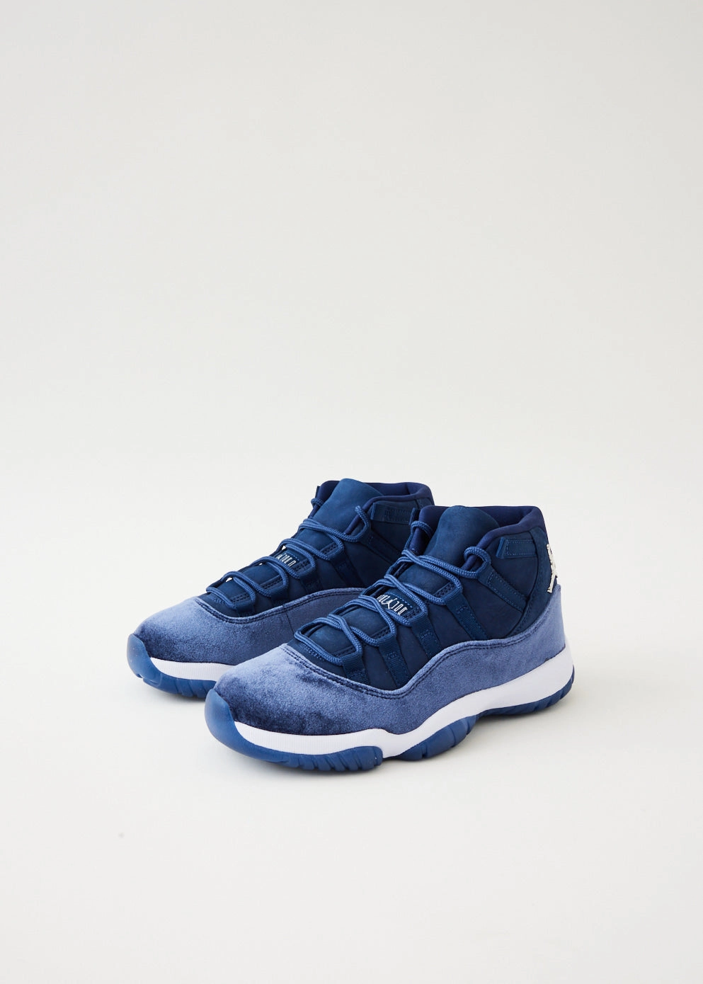 Air Jordan 11 Retro Sneakers