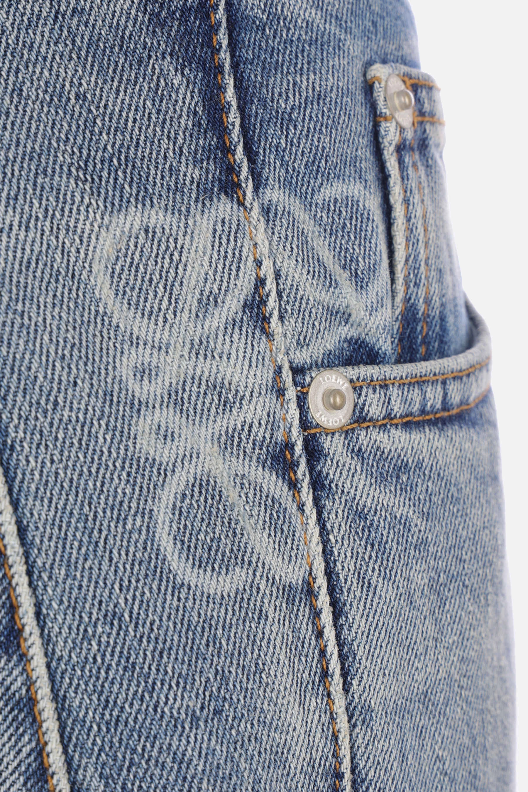 Anagram barrel jeans in denim