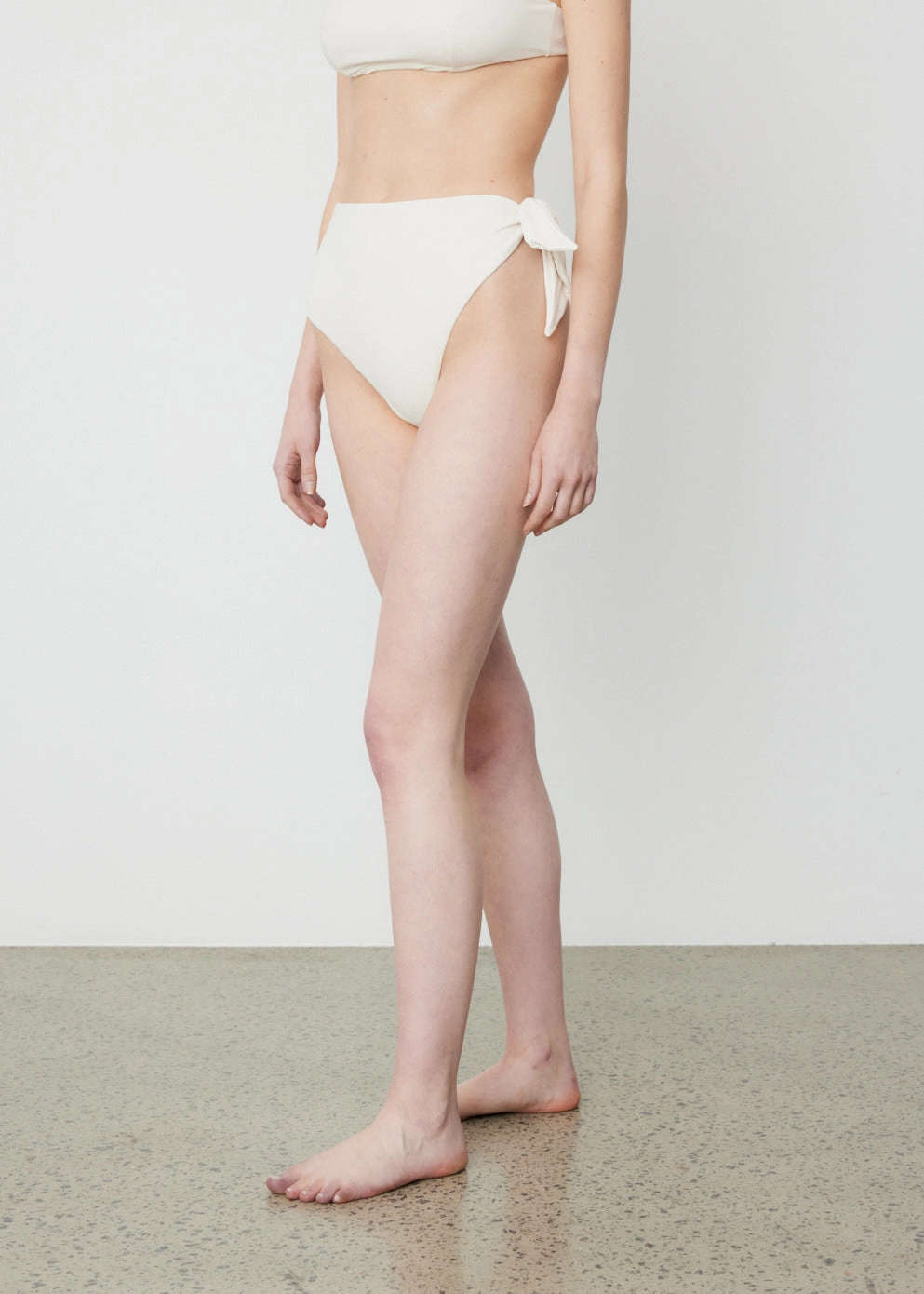Asymmetrical Tie Bottom