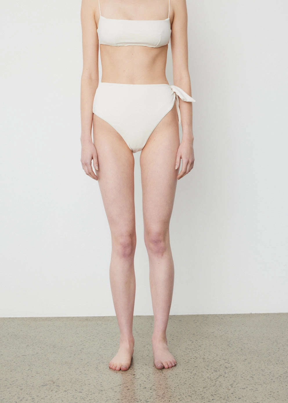 Asymmetrical Tie Bottom