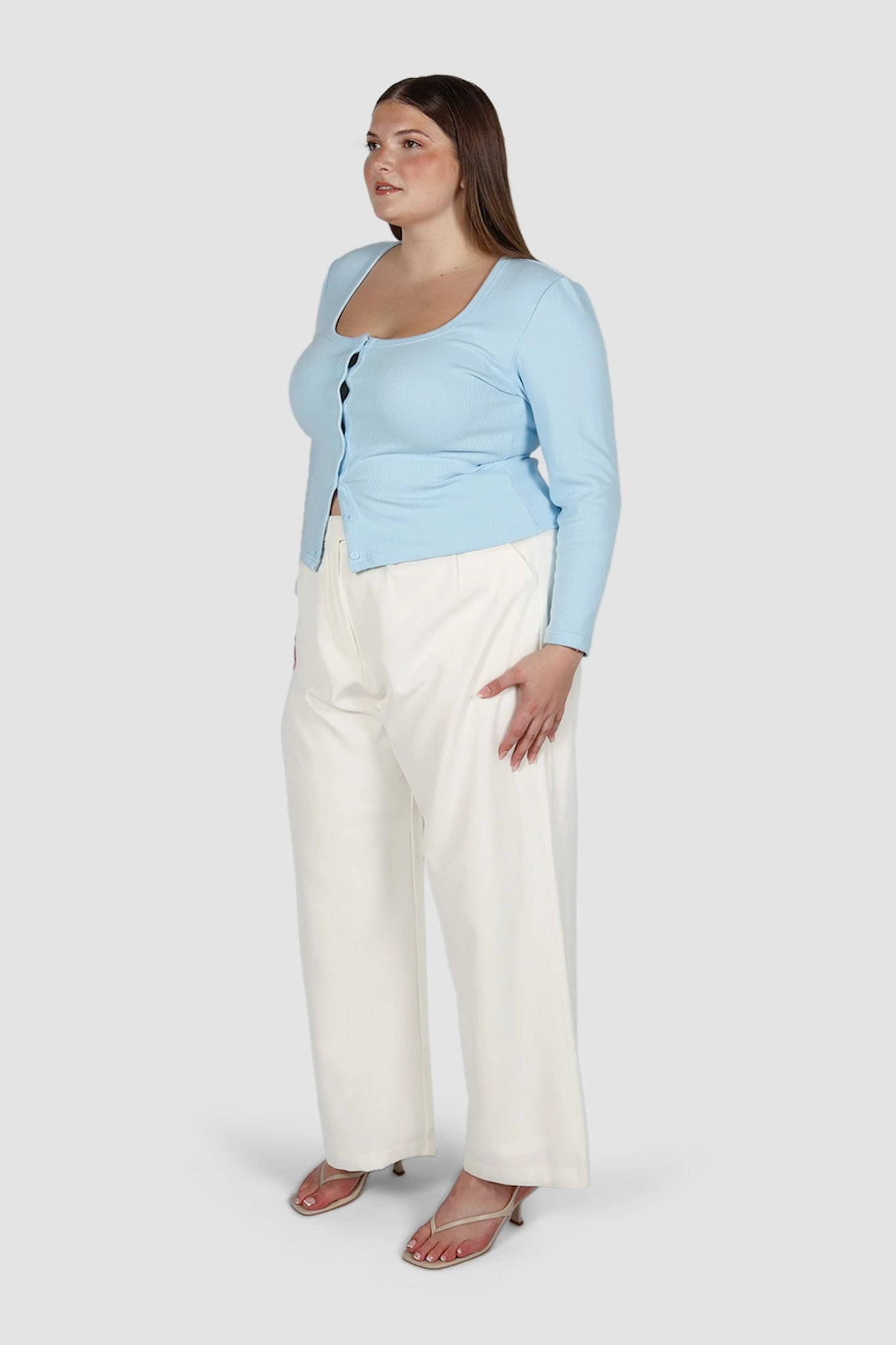 BECKER LONG SLEEVE TOP SOFT BLUE