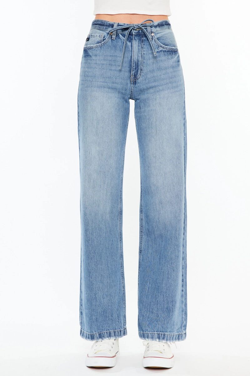 Hilo Ultra High Rise 90's Flare Jeans