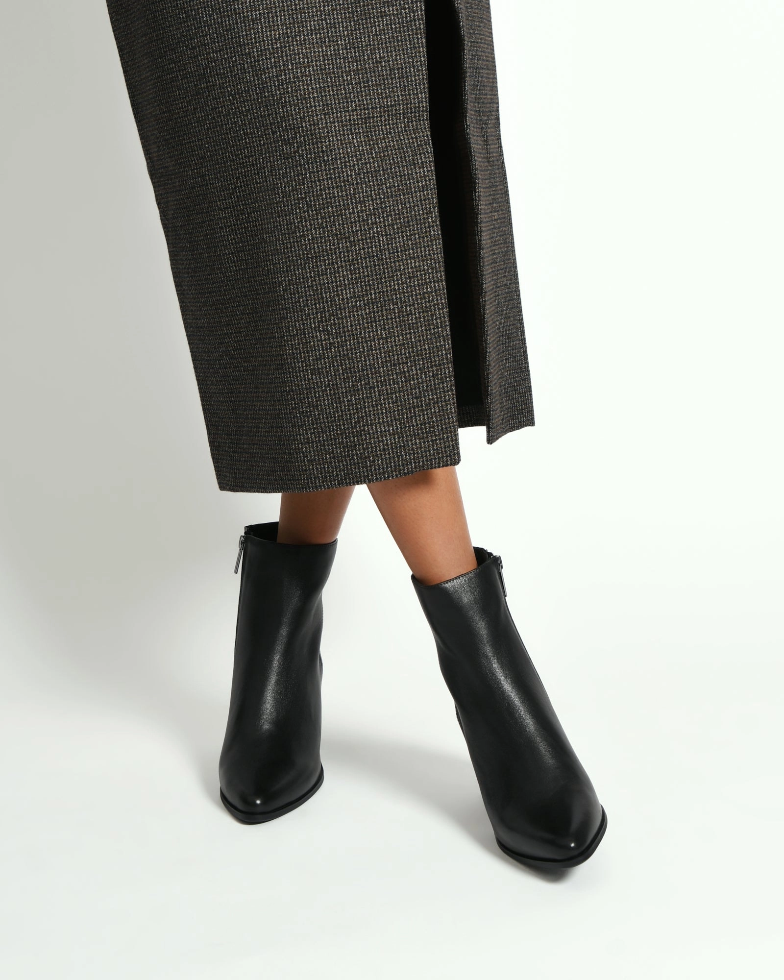 LUNA HIGH ANKLE BOOTS BLACK LEATHER