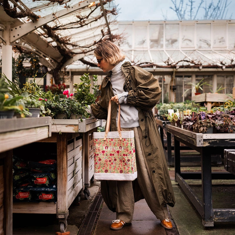 Petite Market Bag in Floret with Strap by Amy Logsdon