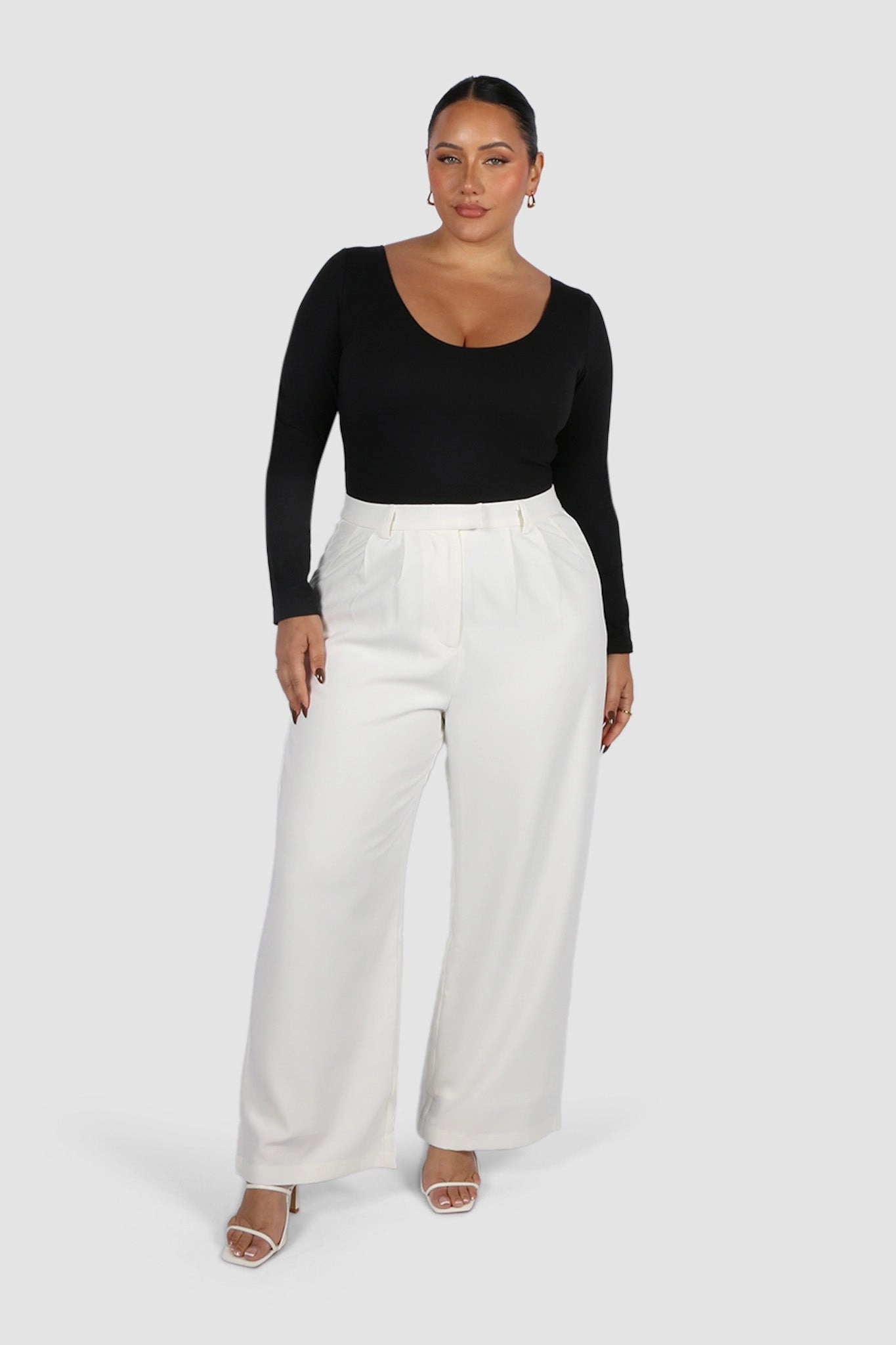 SCOOP NECK BODYSUIT BLACK