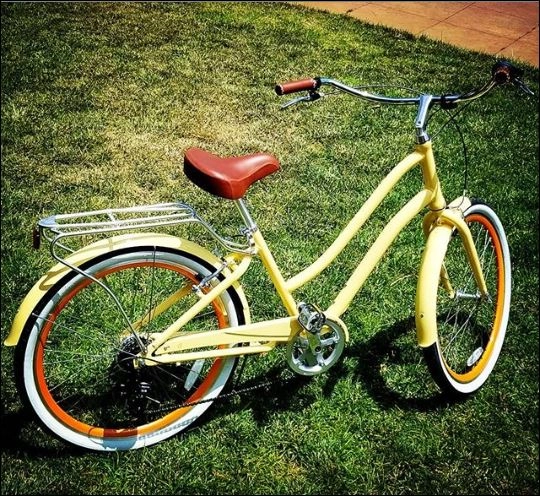 sixthreezero EVRYjourney Women's 26" 7 Speed Steel Step-Through Touring Hybrid Bicycle