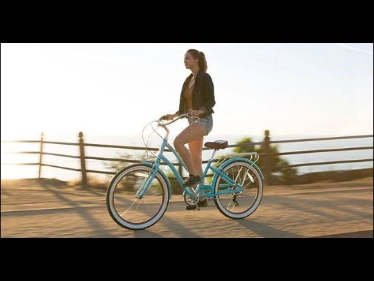 sixthreezero EVRYjourney Women's 26" 7 Speed Steel Step-Through Touring Hybrid Bicycle