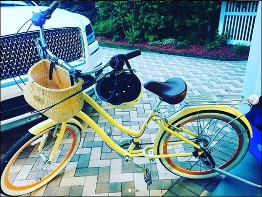 sixthreezero EVRYjourney Women's 26" 7 Speed Steel Step-Through Touring Hybrid Bicycle