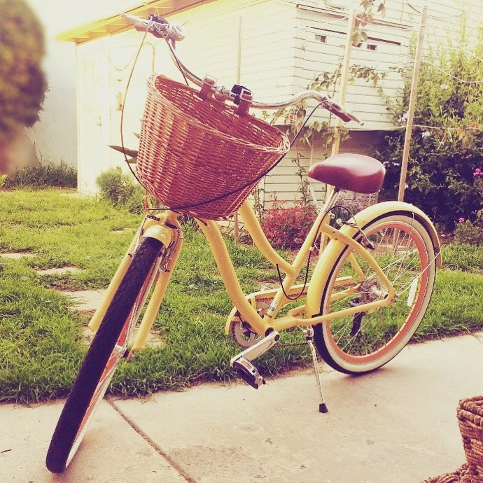 sixthreezero EVRYjourney Women's 26" 7 Speed Steel Step-Through Touring Hybrid Bicycle
