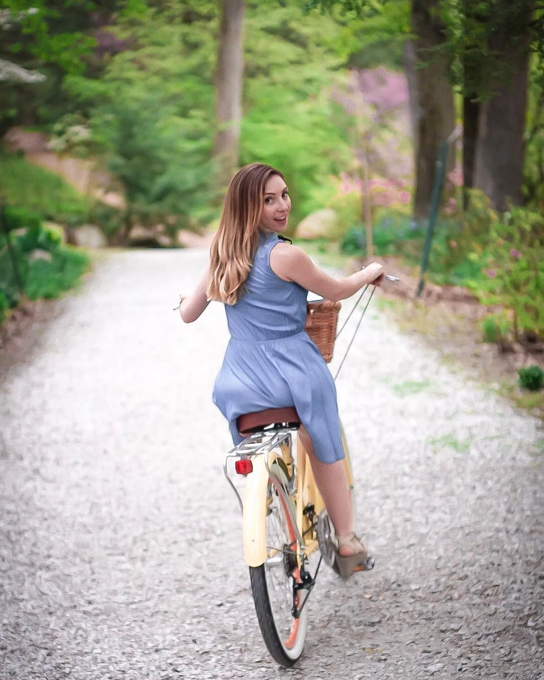 sixthreezero EVRYjourney Women's 26" 7 Speed Steel Step-Through Touring Hybrid Bicycle