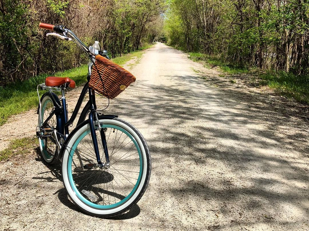 sixthreezero EVRYjourney Women's 26" 7 Speed Steel Step-Through Touring Hybrid Bicycle