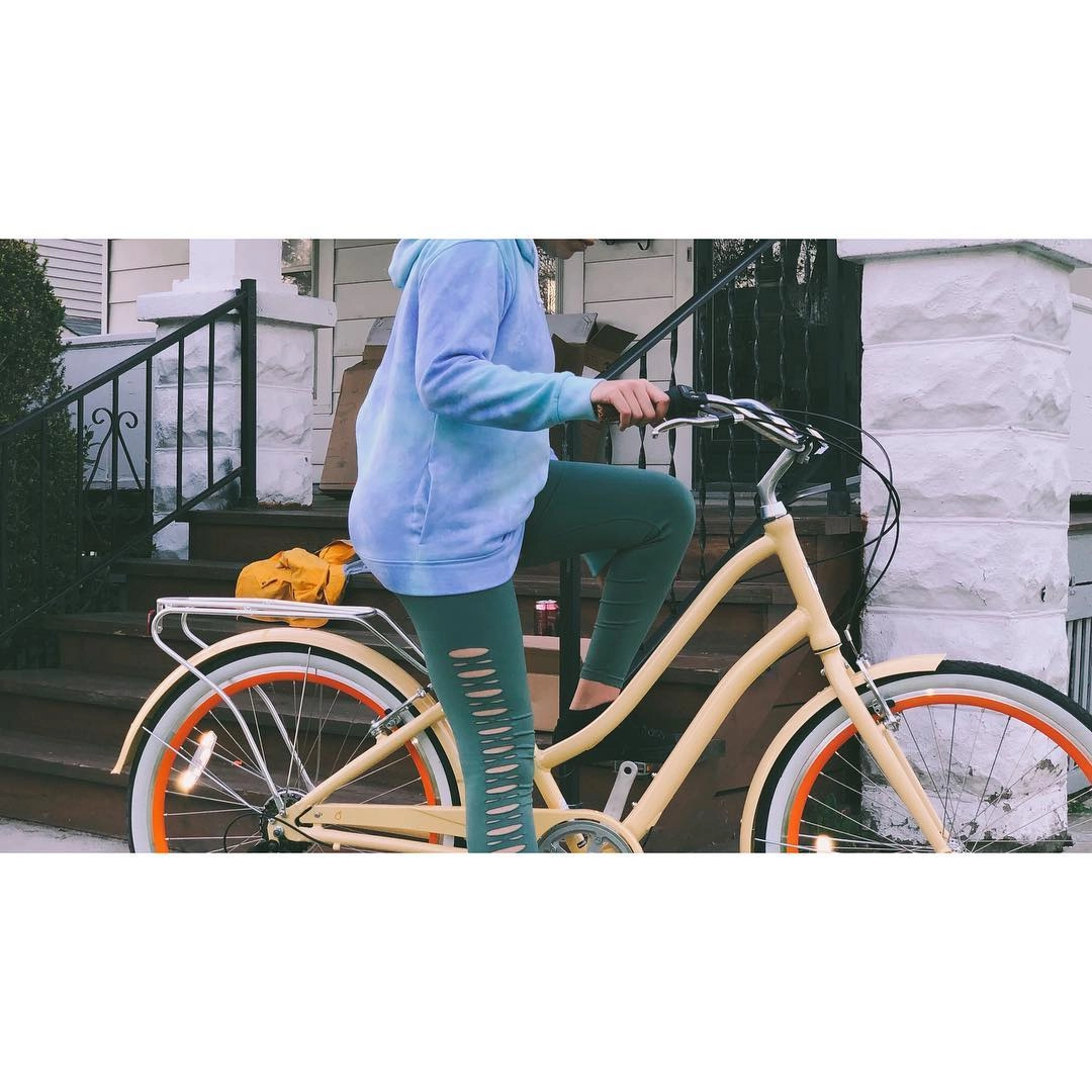 sixthreezero EVRYjourney Women's 26" 7 Speed Steel Step-Through Touring Hybrid Bicycle