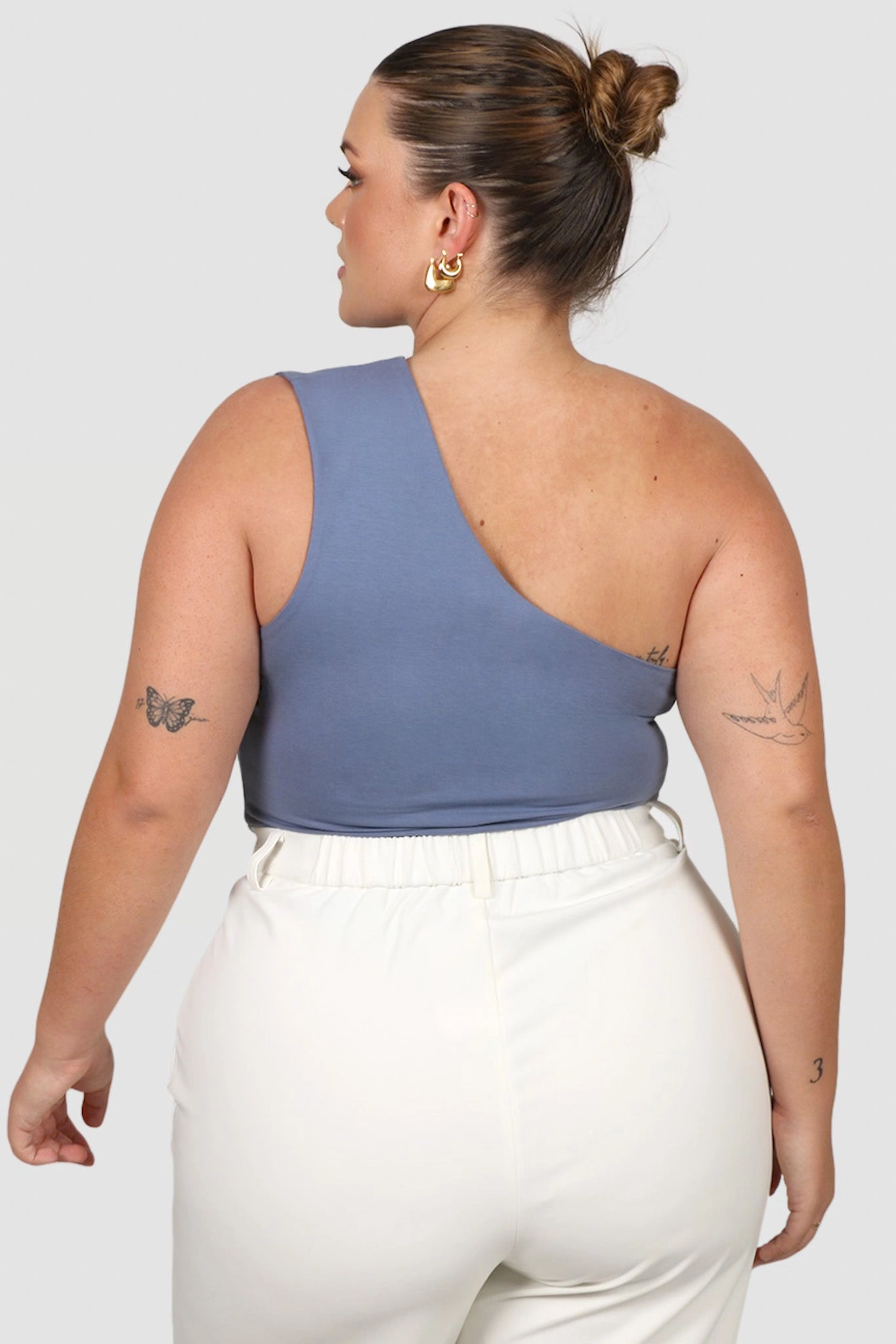 SULLIVAN ONE SHOULDER TOP STEEL BLUE